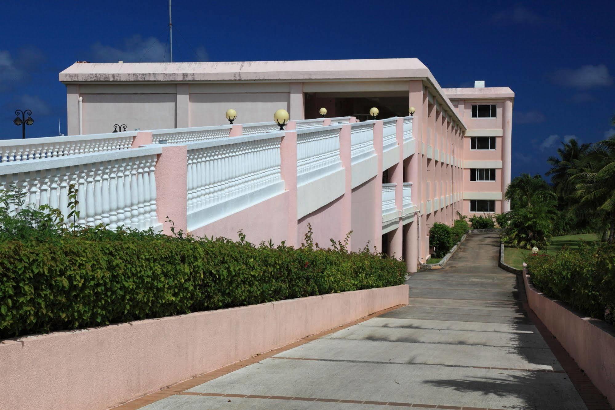 Mariana Resort & Spa San Roque Exterior photo
