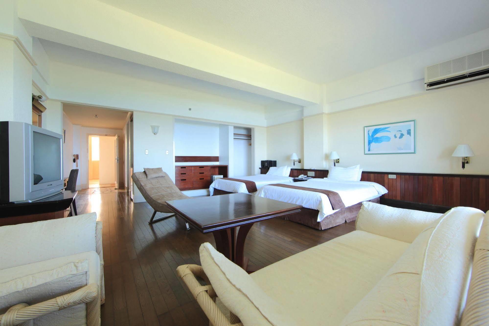 Mariana Resort & Spa San Roque Exterior photo