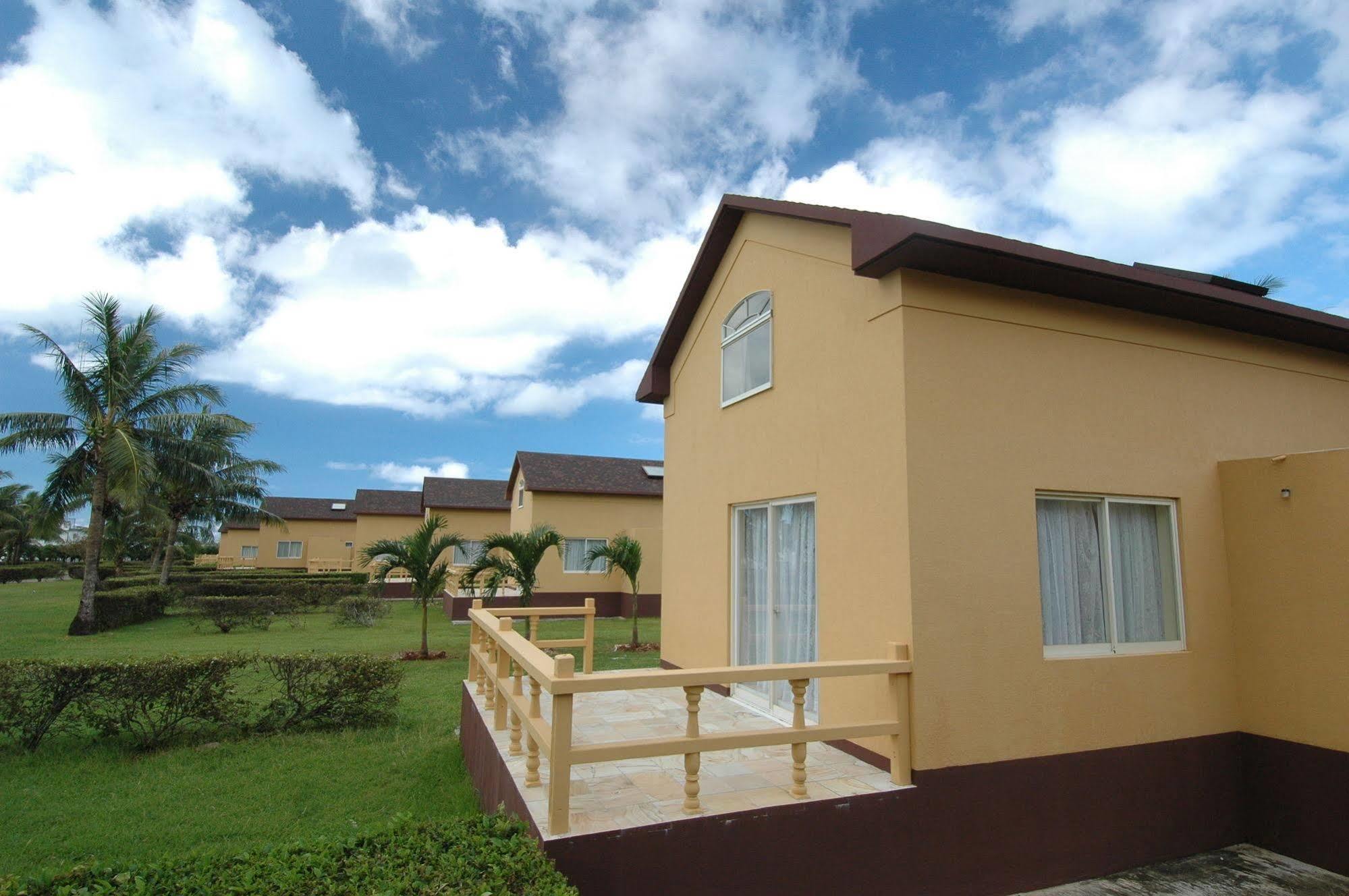 Mariana Resort & Spa San Roque Exterior photo
